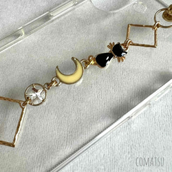 【全機種対応】夜空と猫 ハンドホルダー付きスマホケース ねこ好きさん ハンドベルト ストラップ付きスマホカバー 2枚目の画像