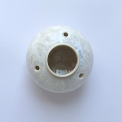 コロンとしたかたちが可愛いきのこ型の香炉　きの香（きのこ・花結晶・白）　香炉　磁器 4枚目の画像