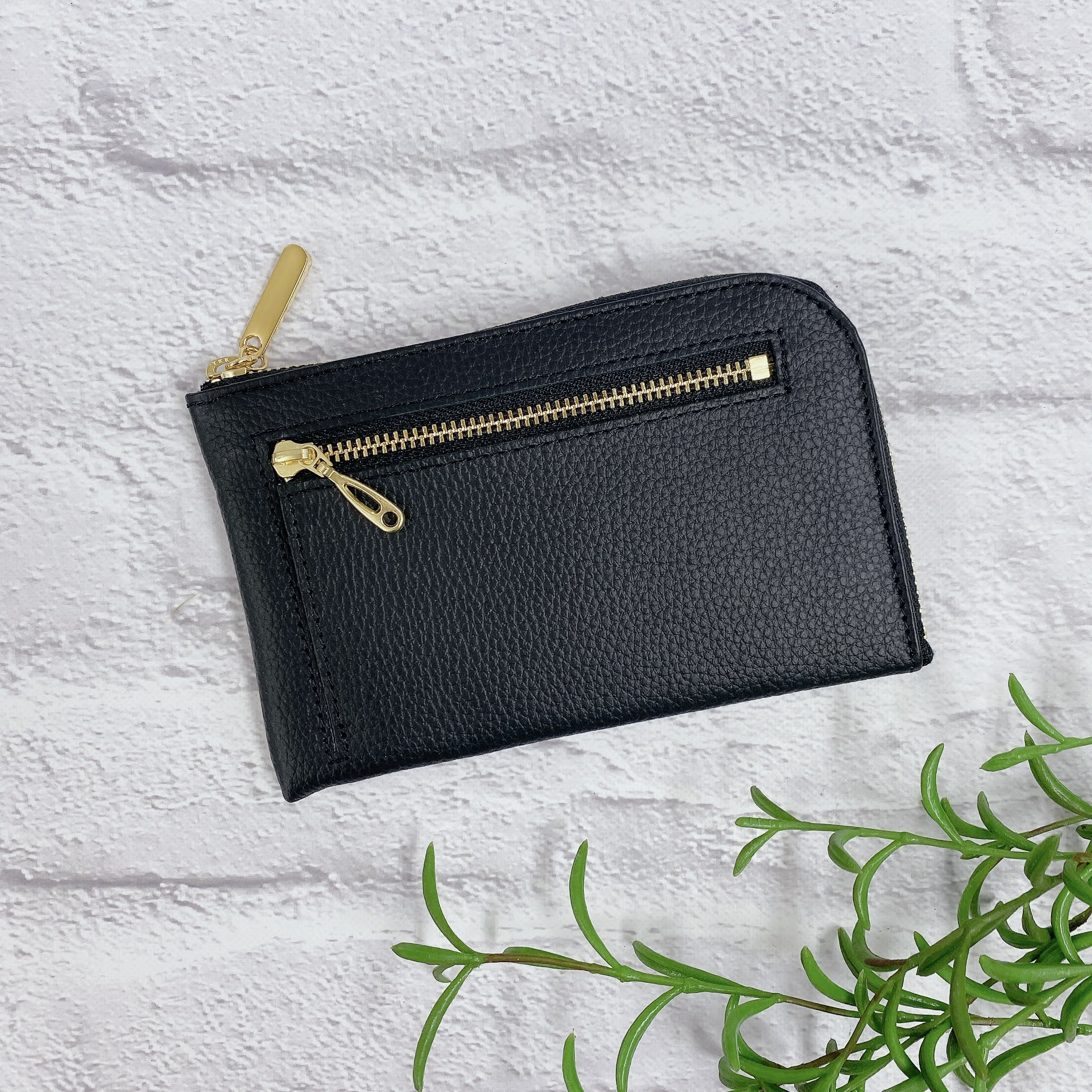 薄くて軽いコンパクトな財布 10枚カードポケット  シュリンク ブラック