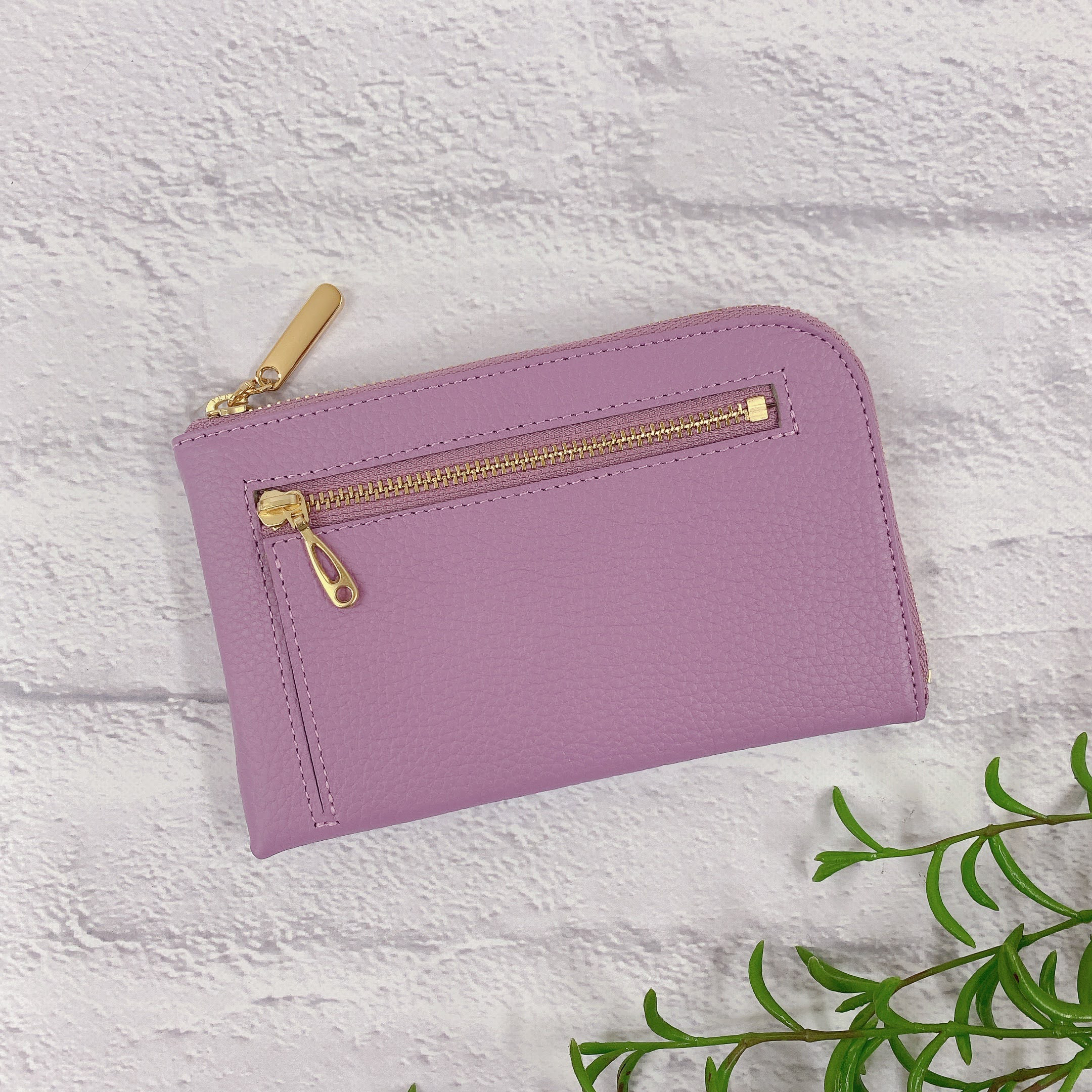 薄くて軽いコンパクトな財布 10枚カードポケット シュリンク ラベンダー squeeze