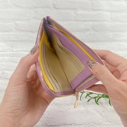 薄くて軽いコンパクトな財布 10枚カードポケット シュリンク ラベンダー squeeze 3枚目の画像