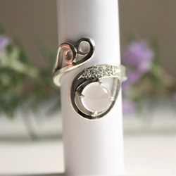 ローズクォーツの指輪 シルバー　フリーサイズ　淡いピンク　特別な日のリング 6枚目の画像