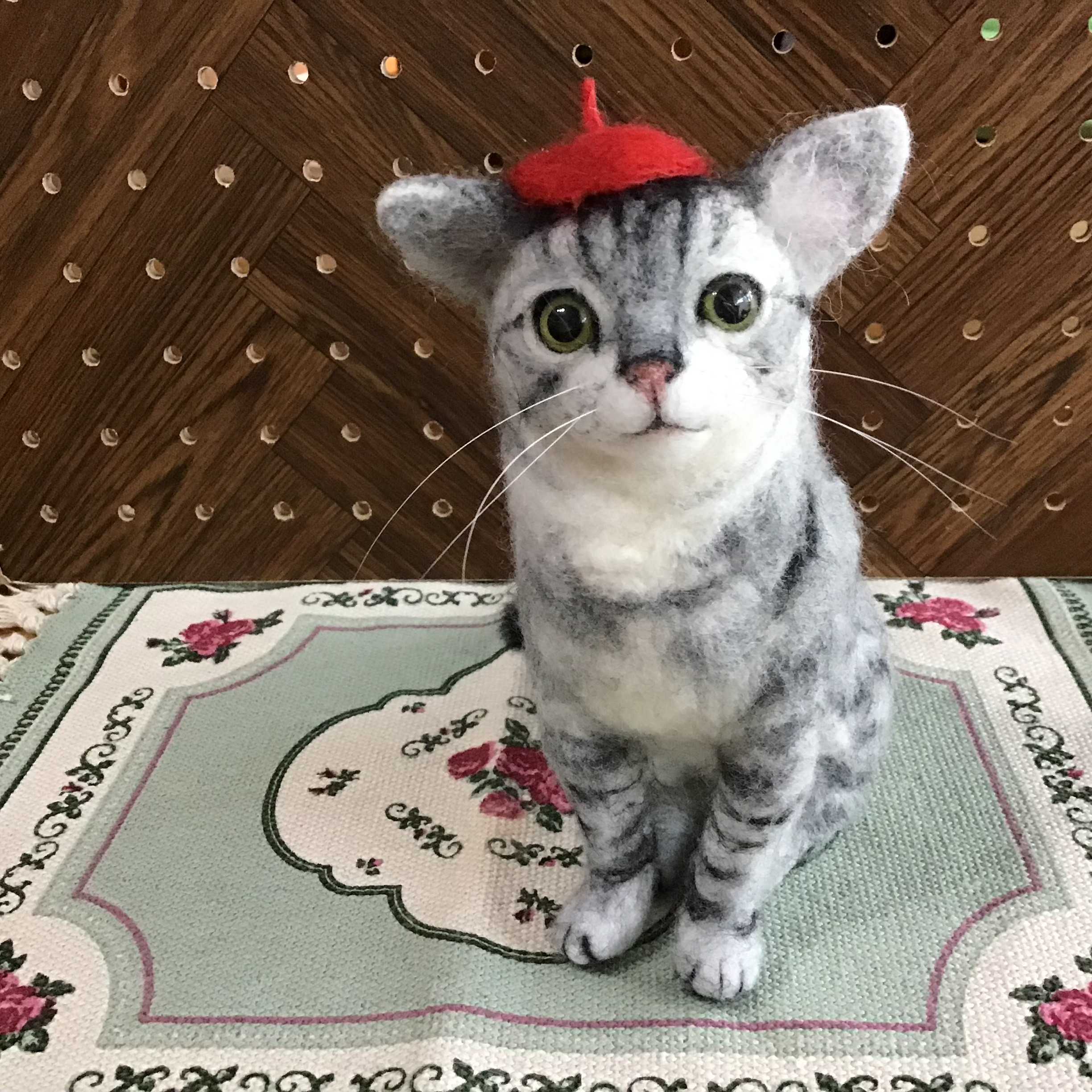 ベレー帽ニャンコ