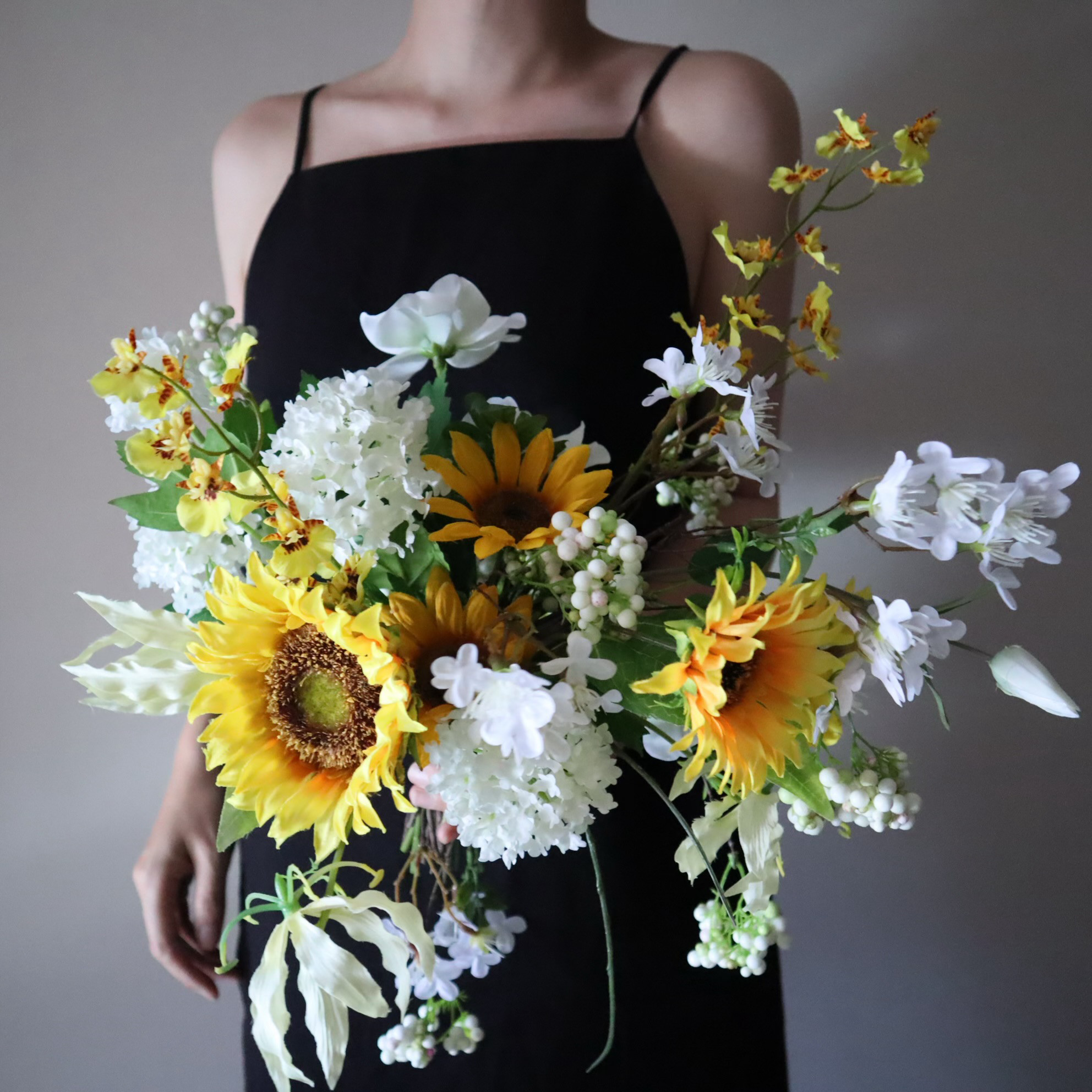 向日葵と小花のブーケ♡ ウェディングブーケ アーティフィシャルフラワー