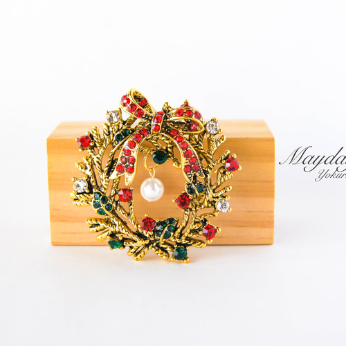 クラシックなクリスマスリースのブローチ』アンティーク調 ブローチ