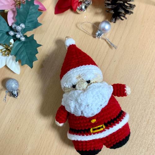 送料無料】［再販86点突破 ］サンタクロースの編みぐるみ ほっこり癒し