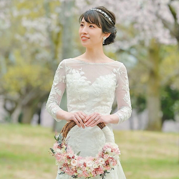 ブライダルイヤリング　お花　パール 花嫁イヤリング　小枝　結婚式　前撮り　ウェディングイヤリング 　ピアス　LE33 4枚目の画像