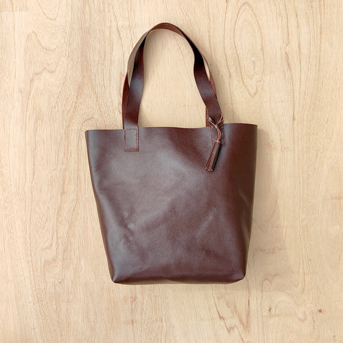 A4がすっぽり入る>一枚革のBASICトートバッグ（メンズ