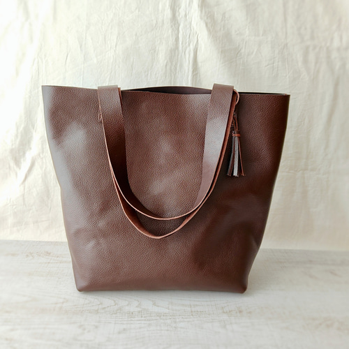 ブラウン トートバッグ シンプルデザイン A4がすっぽり入る>一枚革のBASICトートバッグ（メンズ/レディース
