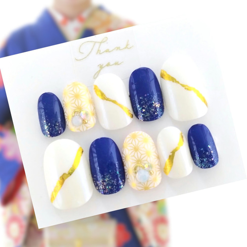 振袖や前撮りや振袖に◇青とゴールドの花と麻の葉模様の和柄の 振袖や前撮りや振袖に◇青とゴールドの花と麻の葉模様の和柄の