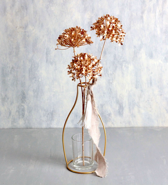 【ゴールドビバーナム】｜アーティフィシャルフラワー 花瓶アレンジ| 冬｜ギフト・インテリア雑貨 1枚目の画像