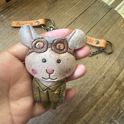 可愛的空軍小老鼠 純牛皮鑰匙款- 刻名字 第3張的照片