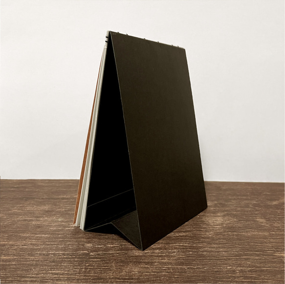 豆狸の卓上カレンダー☆2026 4枚目の画像