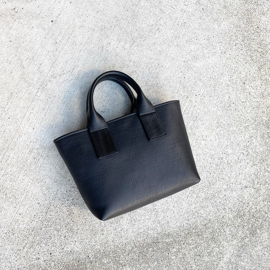 牛革ミニトートバッグ【黒】 トートバッグ tou. 通販 10775848