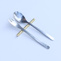 鎚目模様の真鍮カトラリーレスト［　slim　］ 4枚目の画像