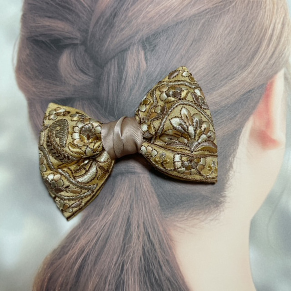 インド刺繍 リボン ヘアゴム ヘアアクセサリー 花柄 ベージュ ヘアリボン 髪飾り まとめ髪 8枚目の画像