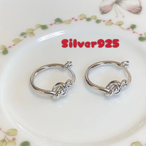 再入荷✨純銀素材 ノットピアス シルバー925 結び フープピアス 両耳