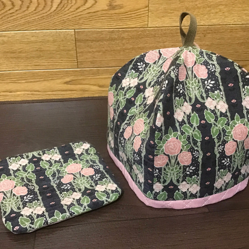 ローズガーデン☆選べる5色☆立体ティーコゼ＆マットセット