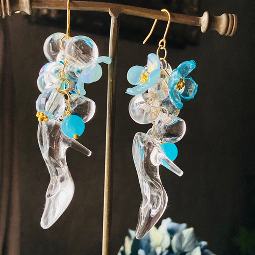 再販 イロアソビ シンデレラ アクアブルーフラワーとガラスの靴 ピアス