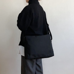 ショルダースクエア A4サイズ 黒 / 8号帆布 ショルダーバッグ ショルダースクエア A4サイズ 黒 / 8号帆布 ショルダーバッグ