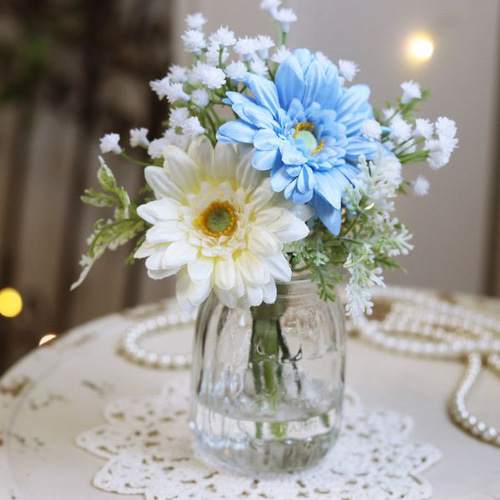 1年中楽しめる「ガーベラとグリーンのガラス器アレンジ」Creema限定