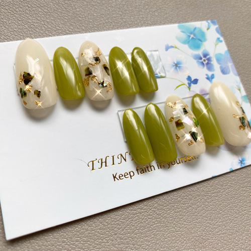 【サイズオーダー】ニュアンスネイル　ネイルチップ　くすみグリーン No.6〜くすみグリーン×ニュアンスデザイン | ao_nail_