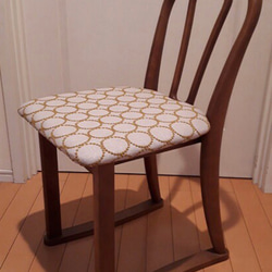 タンバリン　メンテナンス張替え用　お手持ちの椅子スツールを張り替え致します　北欧家具　dop リネン　剣持スツール用 9枚目の画像