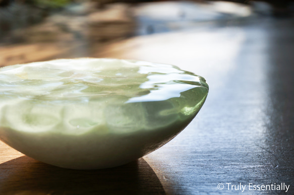 ガラスのアクセサリートレイ -「 KAZEの肌 」● 9.5cm ● みどり 2枚目の画像