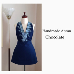 おしゃれなサロンエプロン　紺　レース　リボン紐 おしゃれなサロンエプロン 紺 レース リボン紐 リボンエプロン TO-40の