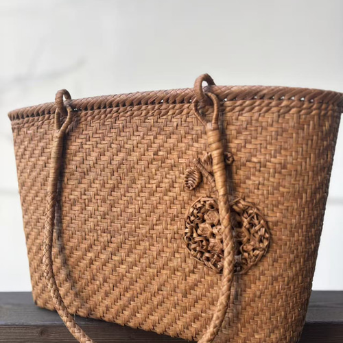 山葡萄籠バッグ 手作り かごバッグ 網代編み、花編み オリジナル