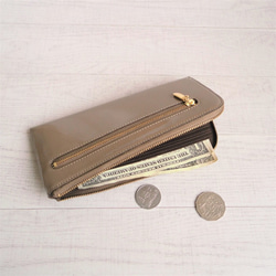 薄型　Ｌ字ファスナー 長財布 コインが取り出しやすい　エナメル  牛革　ブラウン　 4枚目の画像