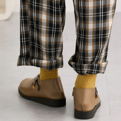 輕鬆剪裁，輕便，寬鬆版型，成人休閒，柔軟，32號套腳短靴，適合任何風格。 第6張的照片