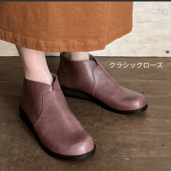 任何款式，日常穿著，輕便，寬楦，套穿式，短靴，靴子 31號 第4張的照片