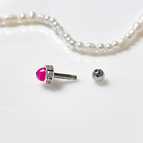 フューシャピンク カルセドニー ローズカット加工 ボディピアス ピンク