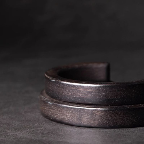 シンプルな黒檀のバングル - メンズ・レディース問わず 0098