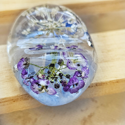 花と琉球ガラスの箸置き*:・'°☆おひとつからご注文出来ます