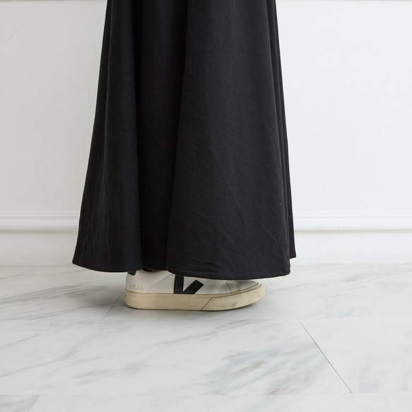 汗水長裙黑色 第9張的照片