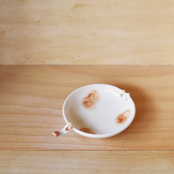 （再販）しっぽ豆皿　茶ブチネコ 4枚目の画像