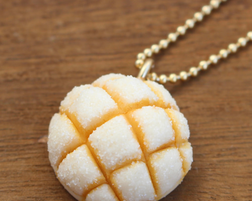 メロンパン　キーホルダー ぷっくりキーホルダー - メロンパン | Bimi's