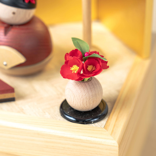 ことの木製ひな人形｜親王飾り(0301)｜コンパクトな木製雛人形