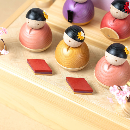 ことの木製ひな人形｜5人飾り(0300)｜コンパクトな木製雛人形