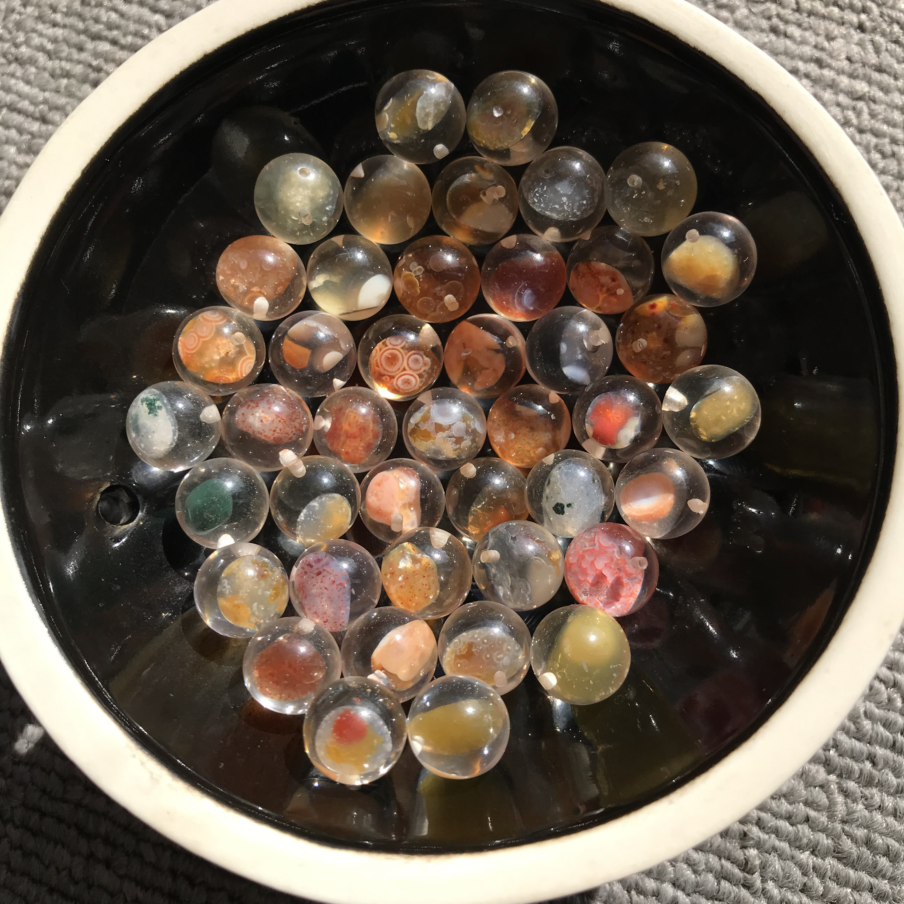 ゴビ石−462 ゴビ瑪瑙 樹脂製品 43 個 片穴ビーズ 樹脂・レジン KIKI 