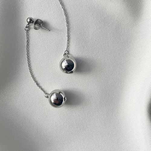 復刻！】サージカルステンレス | ボールロングピアスイヤリング