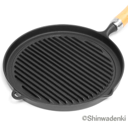 岩鑄 南部鐵器 烤盤 24.5cm 附木柄 IH對應 日本製 第5張的照片