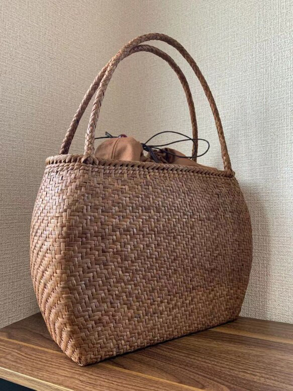 山葡萄　山葡萄かごバッグ　手作り　山葡萄籠バッグ　網代編み　細いひご　内布あり 