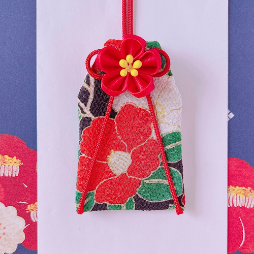 しーな様　オーダーお守り袋 金紅）＜サイズオーダー可＞元巫女の花のお守り袋 | iichi 日々