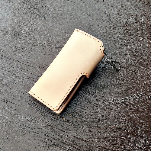 ライダースキーケース コンチョ 男女兼用 本革 ヌメ革 サドルレザー