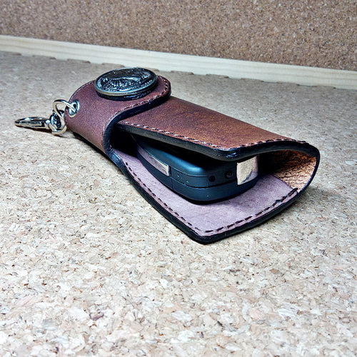 ライダースキーケース コンチョ 男女兼用 本革 ヌメ革 サドルレザー