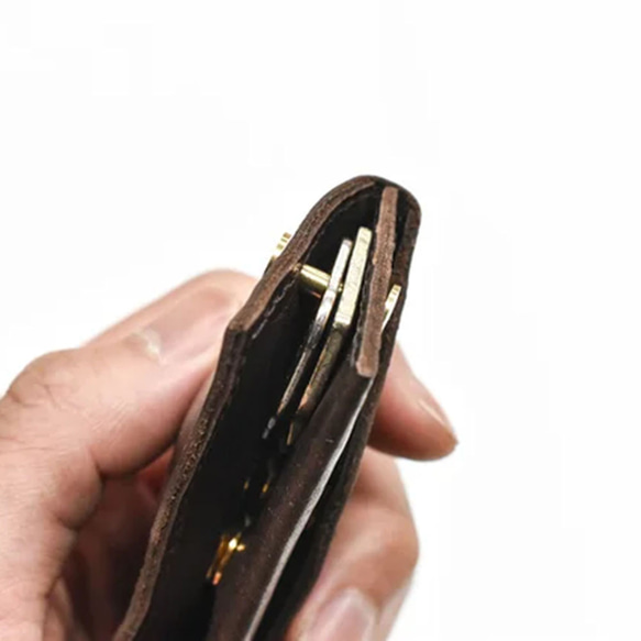 適合短途外出，鑰匙包錢包，旋轉鑰匙存儲，緊湊型錢包，簡約，天然馬皮革 JAW010 第5張的照片
