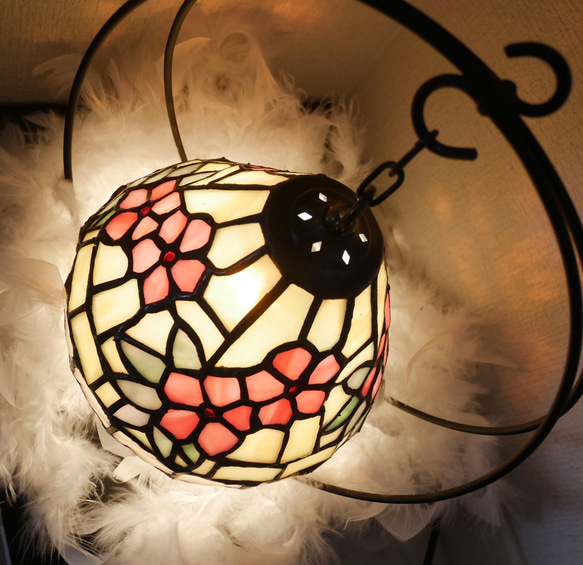 【ヴィンテージ 】✴︎ステンドガラスシェードのランプ✴︎高級感の有るデザイン✴︎ 送料無料* ✴︎:.｡日日草のかわいいステンドグラスランプ 10